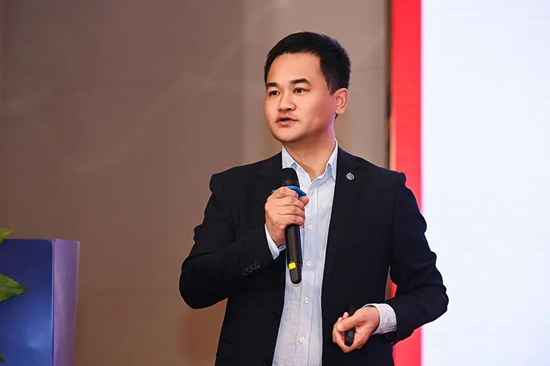 3-杨总讲话.jpg