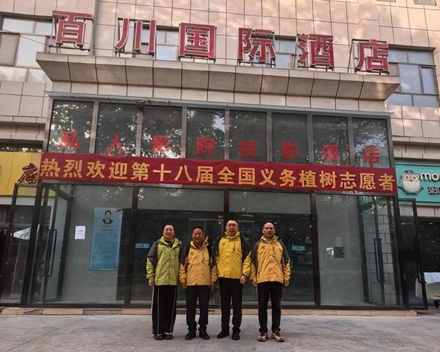 绿色行动映照健康初心：东方药林赴新疆共植“东方希望林”