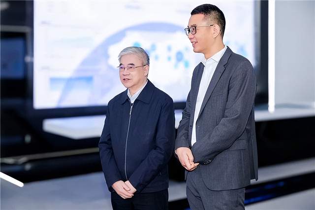 邬贺铨院士：AI及智能体在金融领域的应用还处于开始阶段
